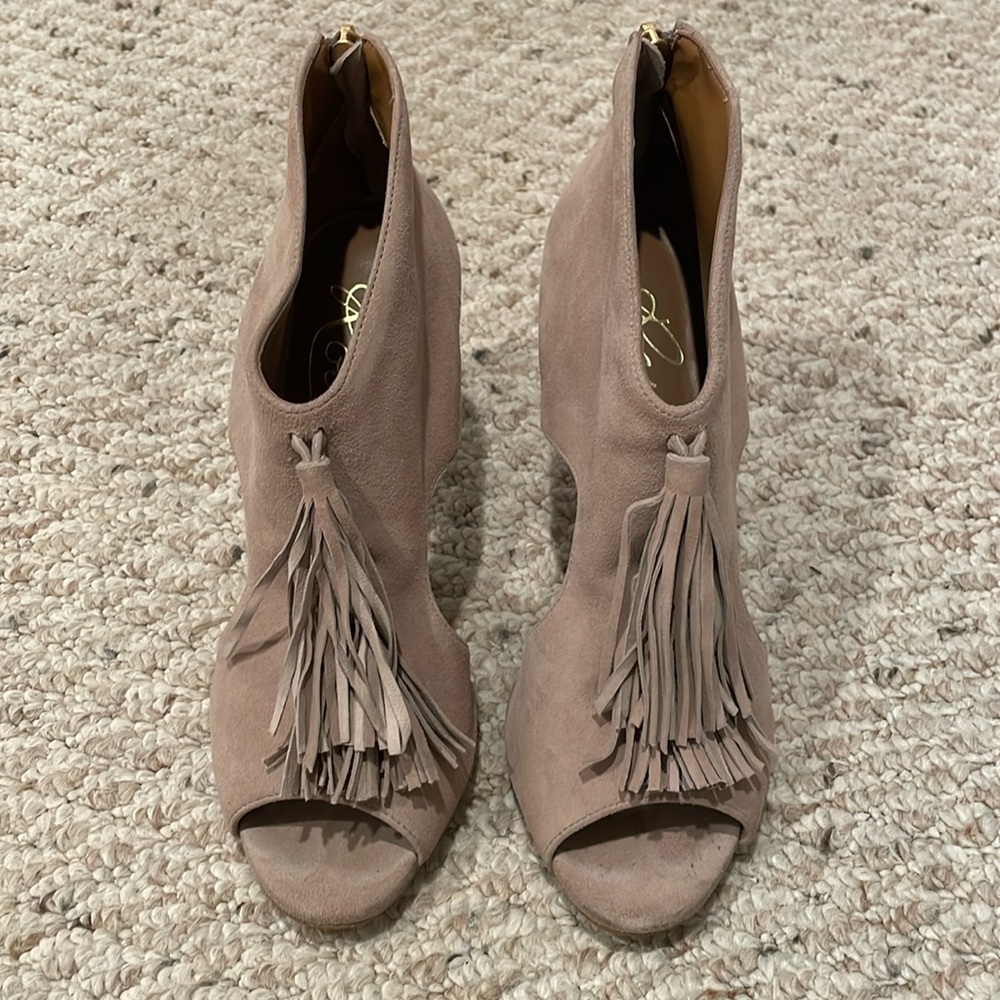 Rowan 100% suede ankle booties